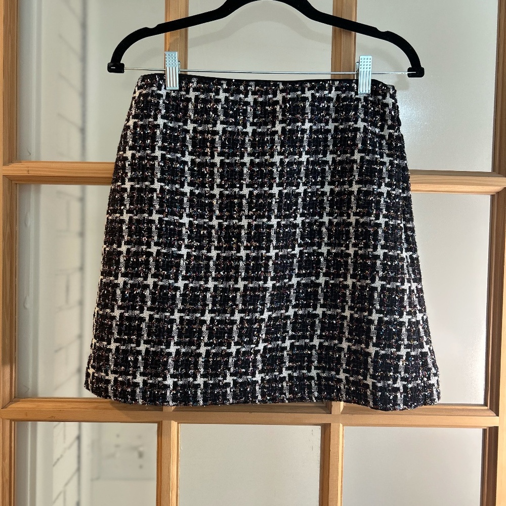 BRAND NEW WITH TAGS LOFT A LINE SKIRT TWEED WITH SUBTLE SEQUIN DETAIL SIZE 2